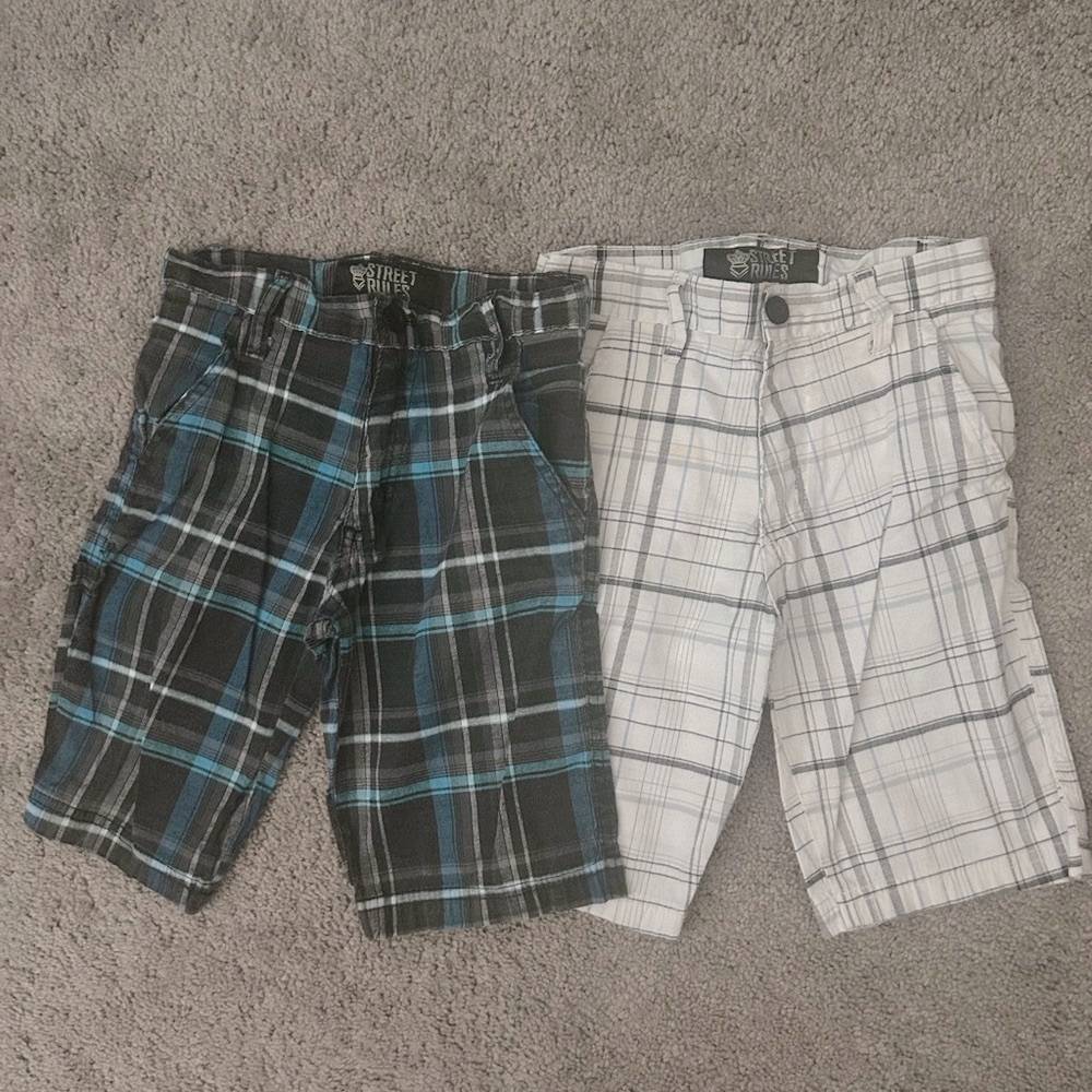 Plaid Kids Shorts Set, Size 7, Preowned